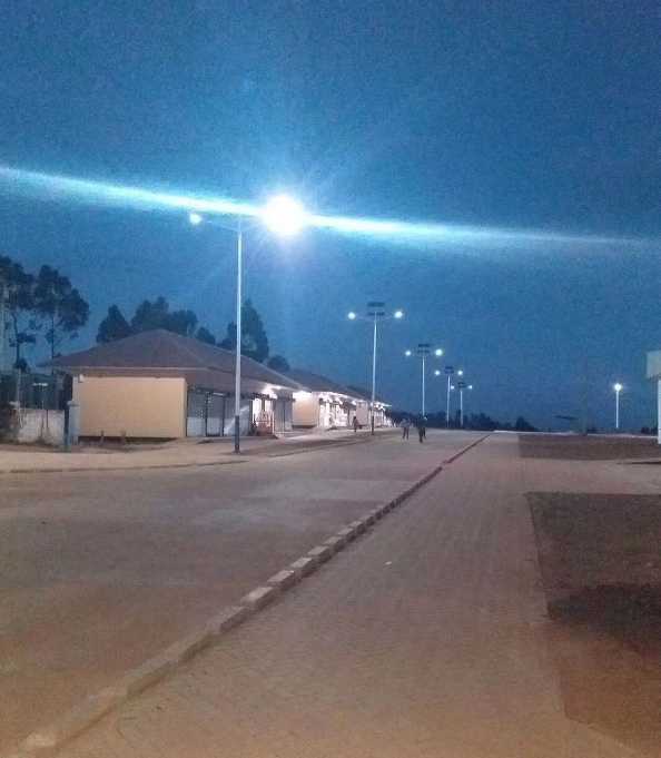 浮梁县非洲科特迪瓦太阳能路灯工程